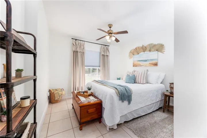 2118  Moore  AVE, Alva, FL 33920