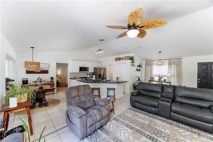 2118  Moore  AVE, Alva, FL 33920