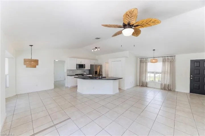 2118  Moore  AVE, Alva, FL 33920