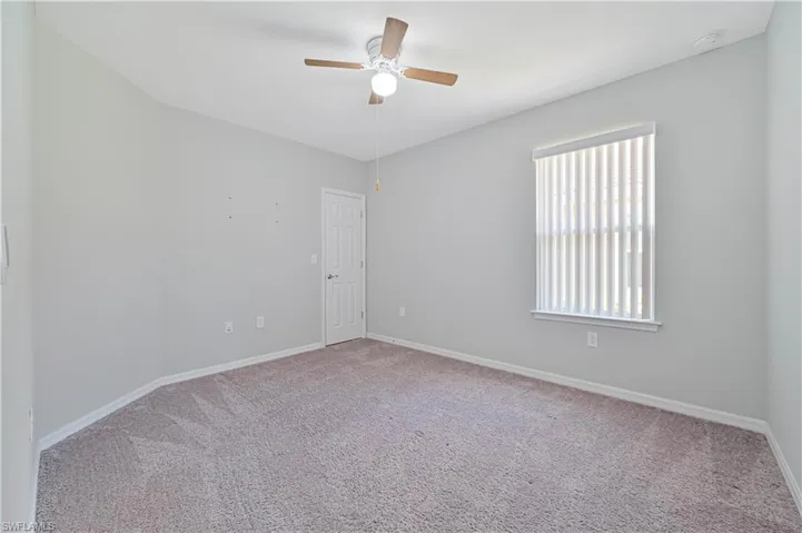 4218  Dutchess Park  RD, Fort Myers, FL 33916