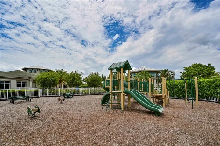 4218  Dutchess Park  RD, Fort Myers, FL 33916