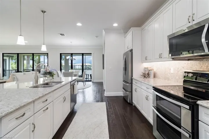 15181  Butler Lake  DR, Naples, FL 34109