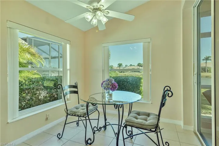 Sunroom / solarium with plenty of natural light