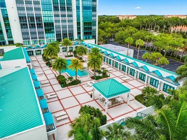 7515 Pelican Bay Blvd 5c, Naples, Florida 34108