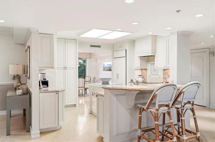 7515 Pelican Bay Blvd 5c, Naples, Florida 34108