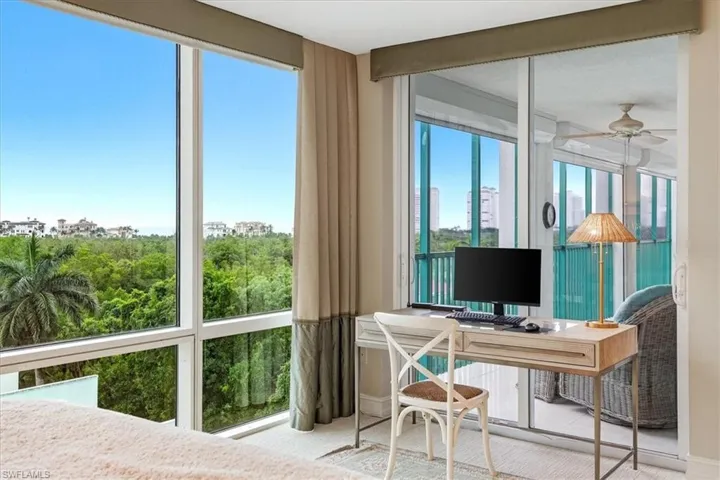 7515 Pelican Bay Blvd 5c, Naples, Florida 34108