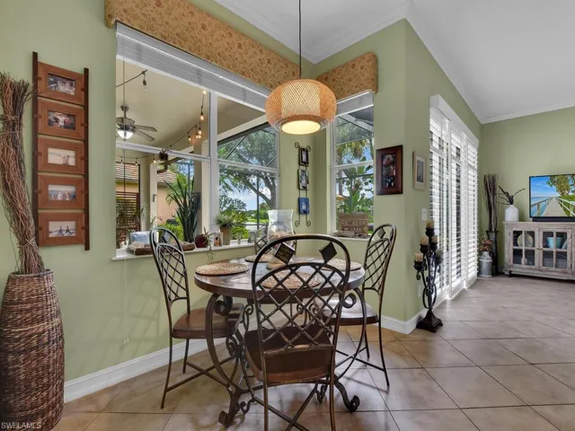 Breakfast Nook