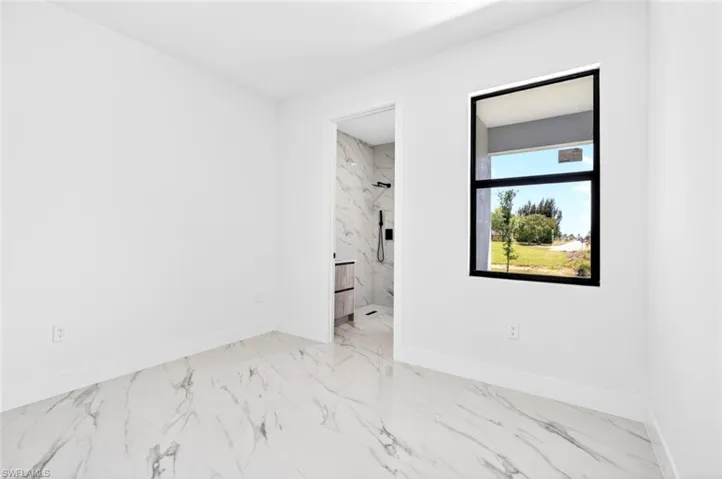 1406 Ne 20th St, Cape Coral, Florida 33909