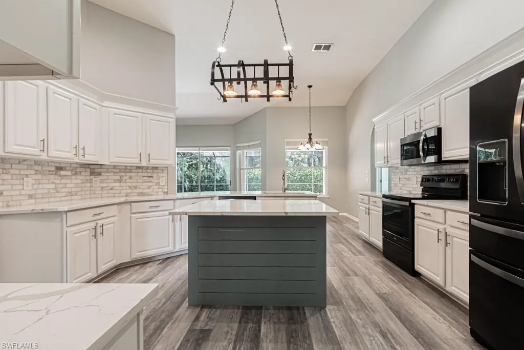 303 Burnt Pine DR, Naples, FL 34119,224074377