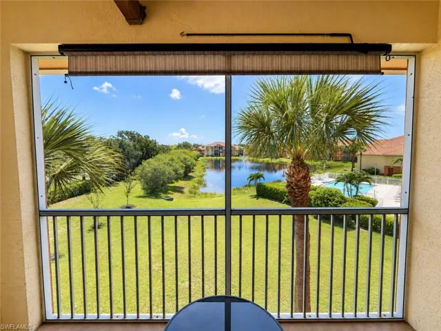 6490 Aragon Way 303, Fort Myers, Florida 33966