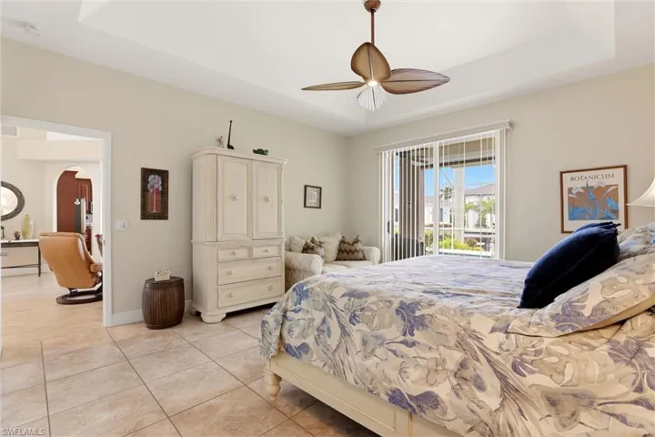 1045 Bonita Ct, Marco Island, Florida 34145