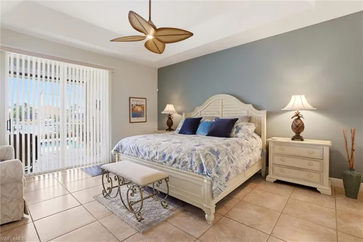 1045 Bonita Ct, Marco Island, Florida 34145