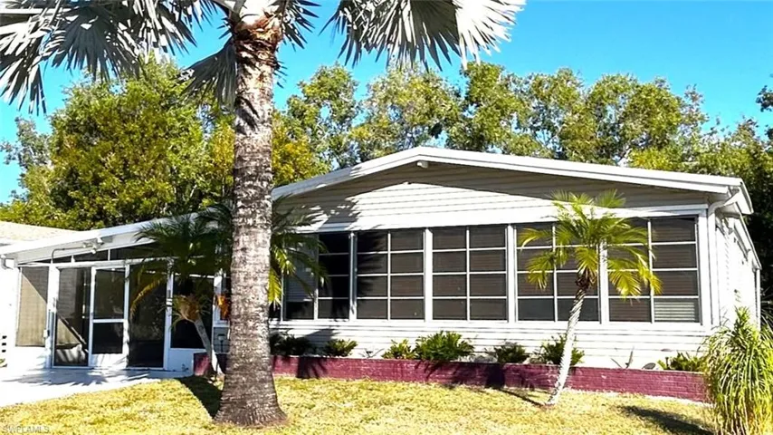 281  Ocean Reef  LN, Naples, FL 34114