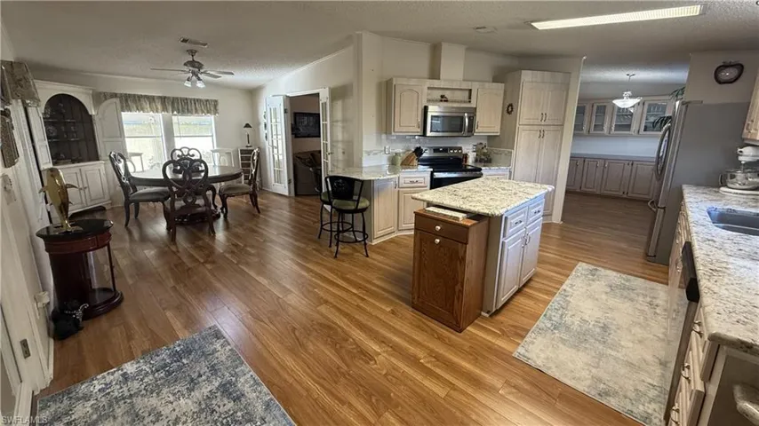 281  Ocean Reef  LN, Naples, FL 34114