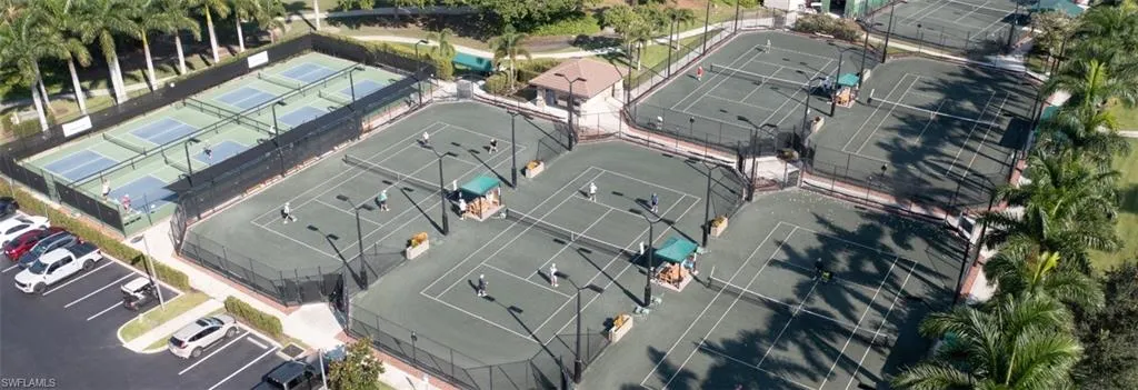 With 7 Har-Tru tennis courts and four pickleball courts, there's plenty of opportunity to improve your game.