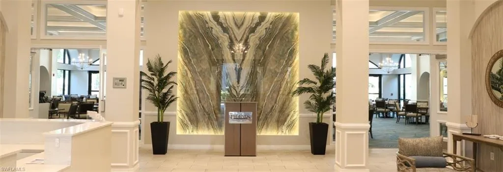 The lobby of the enormous clubhouse is the starting point of the legendary Legends lifestyle.