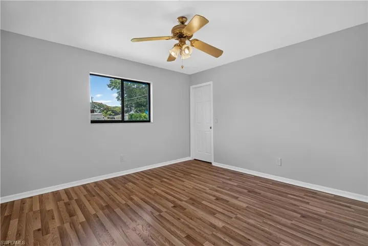 Guest bedroom walk in closet