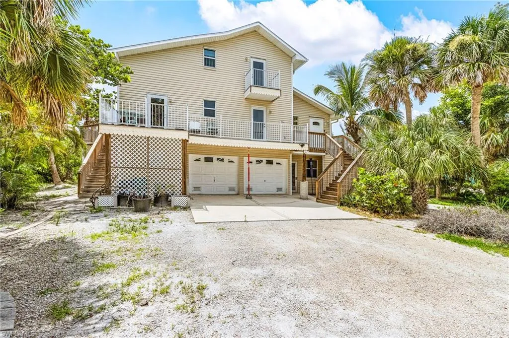 6447 Pine AVE, Sanibel, FL 33957,225062835