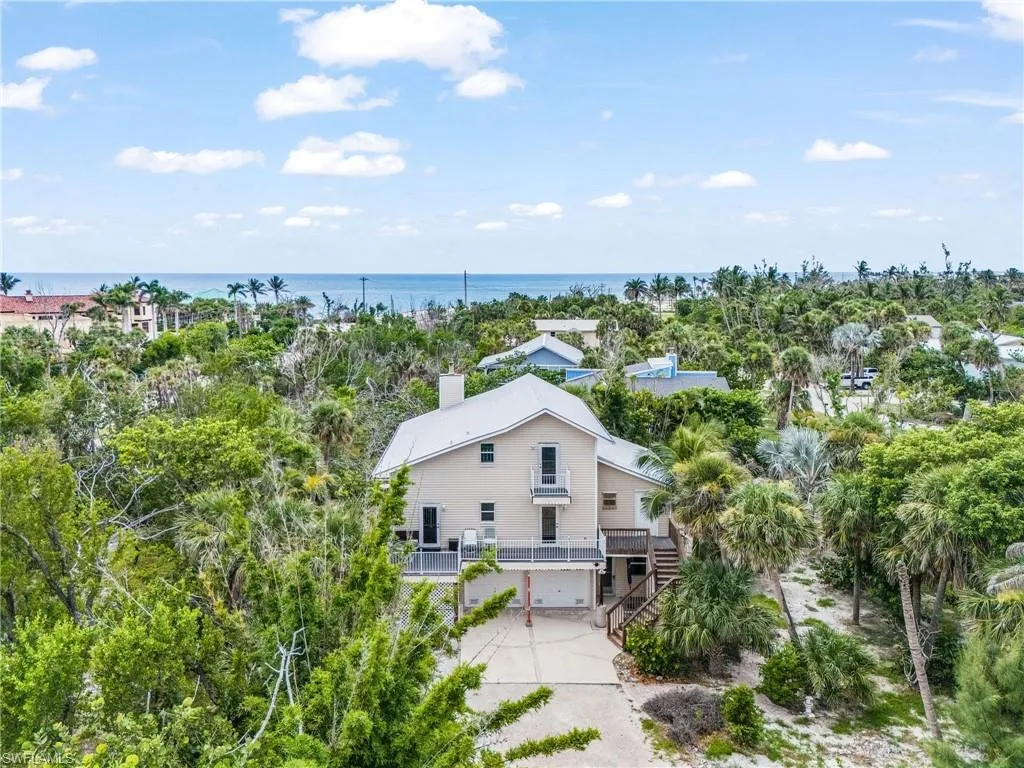 6447 Pine AVE, Sanibel, FL 33957,225062835