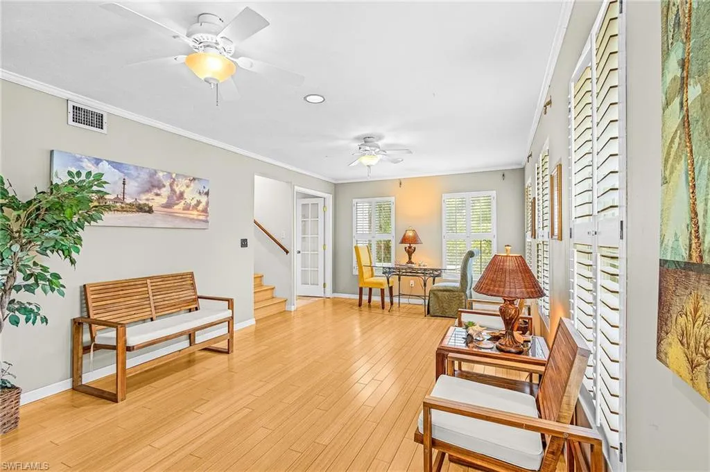 6447 Pine AVE, Sanibel, FL 33957,225062835