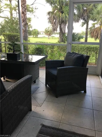 884 Hampton Cir 159, Naples, Florida 34105