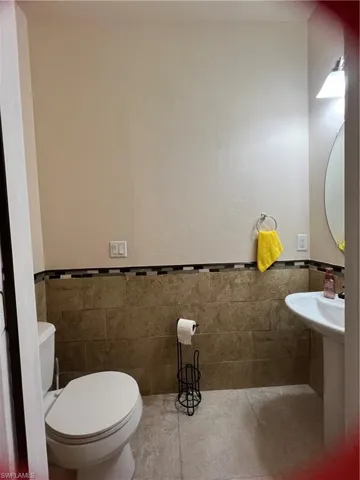 Half a bath downstairs
