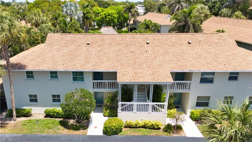 3200  Binnacle  DR, Naples, FL 34103