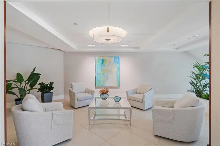 5601  Turtle Bay  DR, Naples, FL 34108