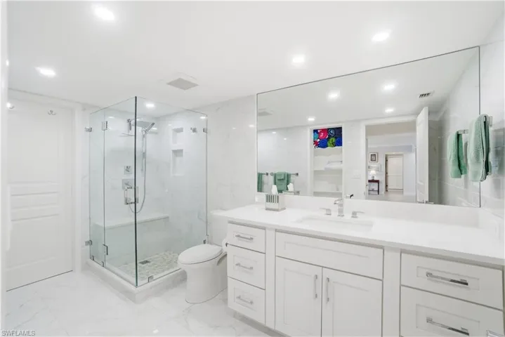 5601  Turtle Bay  DR, Naples, FL 34108
