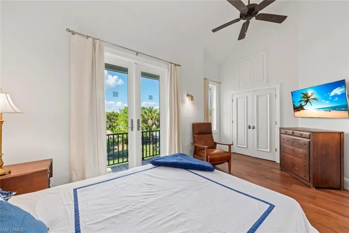 Guest bedroom 2