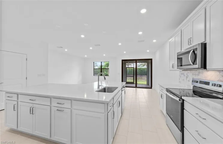 4368  Sonoma Oaks  CIR, Naples, FL 34119