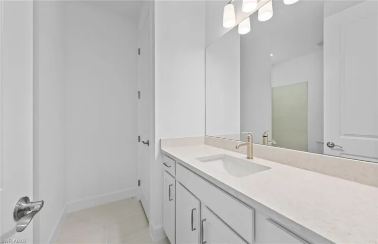 4368  Sonoma Oaks  CIR, Naples, FL 34119