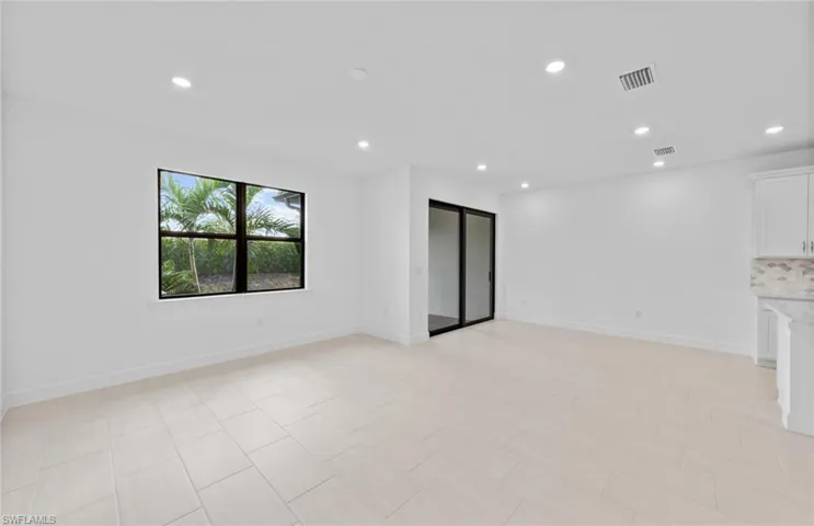 4368  Sonoma Oaks  CIR, Naples, FL 34119