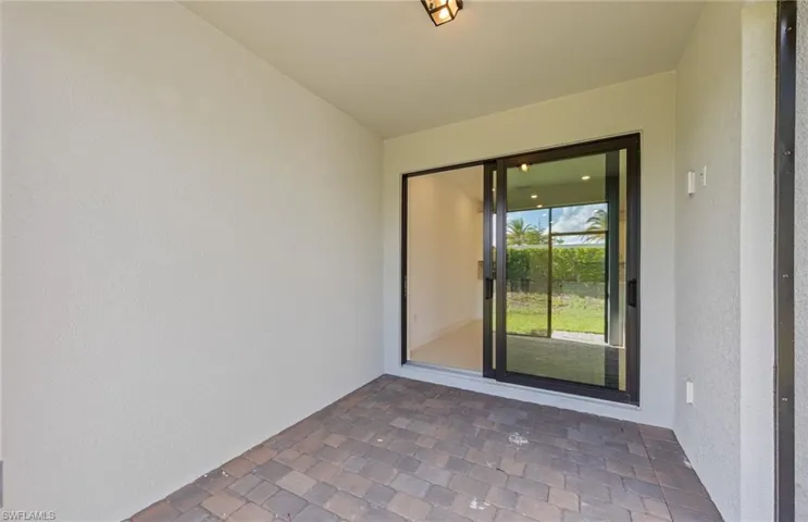 4368  Sonoma Oaks  CIR, Naples, FL 34119
