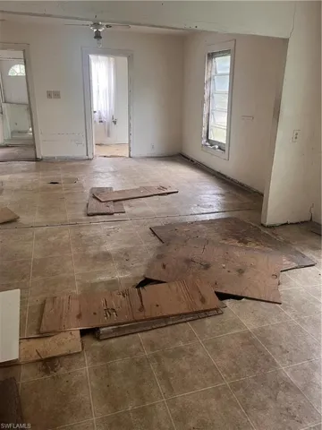 155 Clotilde Ave, Fort Myers, Florida 33905