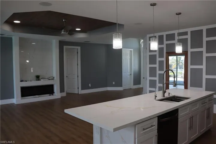 1857 Nw 36th Pl, Cape Coral, Florida 33993