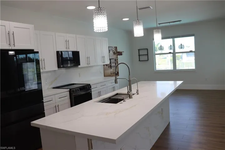 1857 Nw 36th Pl, Cape Coral, Florida 33993