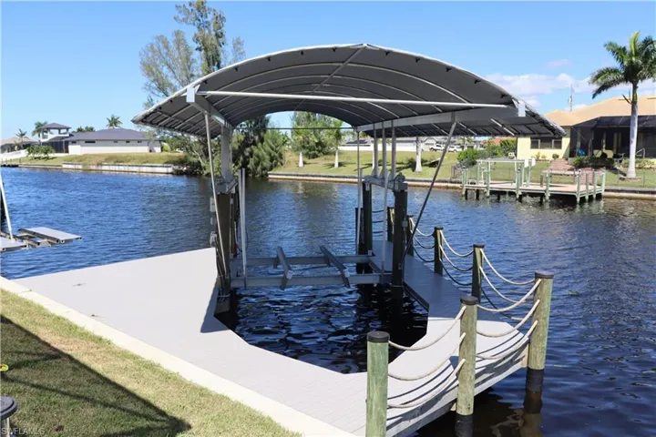 1857 Nw 36th Pl, Cape Coral, Florida 33993