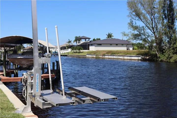 1857 Nw 36th Pl, Cape Coral, Florida 33993
