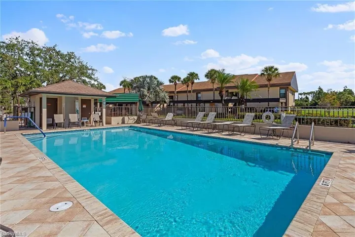 5890 Trailwinds Dr 522, Fort Myers, Florida 33907