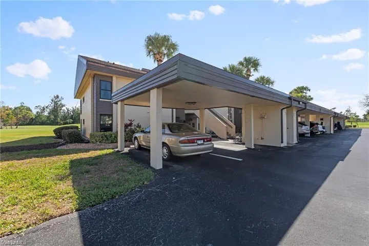 5890 Trailwinds Dr 522, Fort Myers, Florida 33907