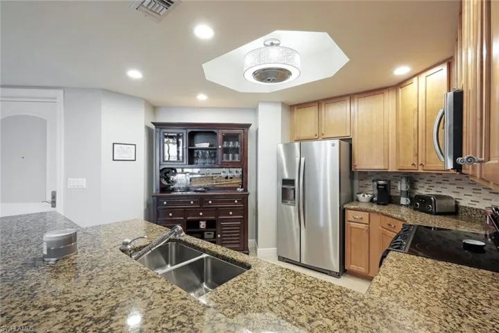 5793 Cape Harbour Dr # 811, Cape Coral Fl 33914