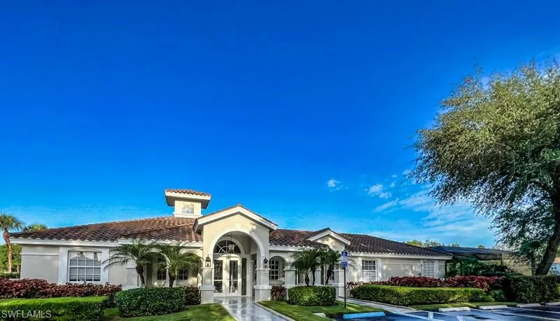 6863 Satinleaf Rd S 101, Naples, Florida 34109