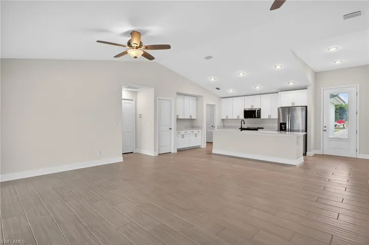 2323 Sw 5th Pl, Cape Coral, Florida 33991
