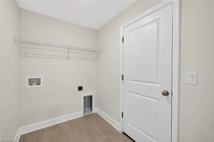 2323 Sw 5th Pl, Cape Coral, Florida 33991