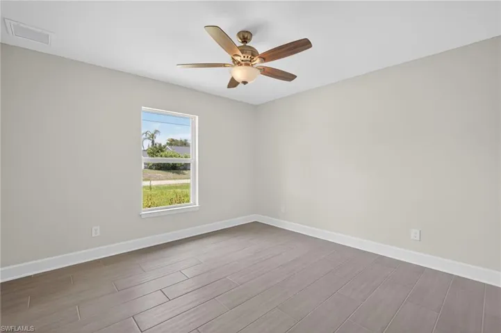 2323 Sw 5th Pl, Cape Coral, Florida 33991