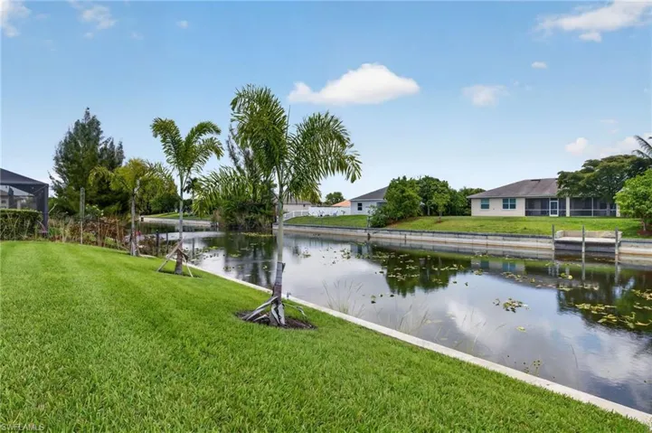 2323 Sw 5th Pl, Cape Coral, Florida 33991
