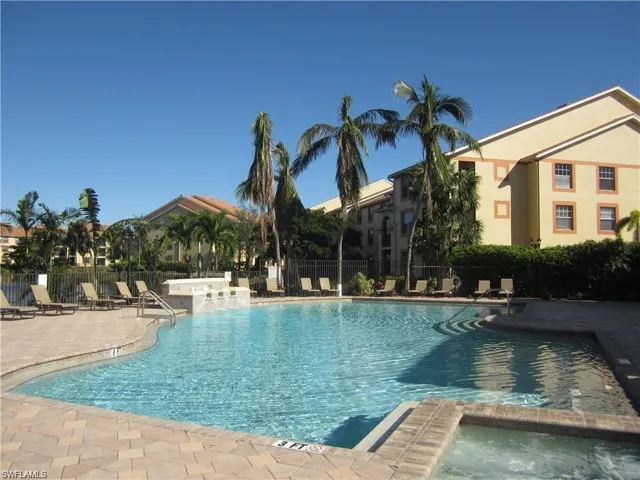 7960  Preserve  CIR, Naples, FL 34119