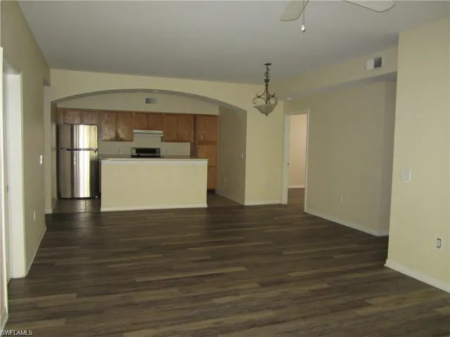 7960  Preserve  CIR, Naples, FL 34119