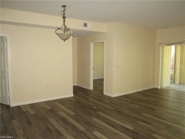 7960  Preserve  CIR, Naples, FL 34119